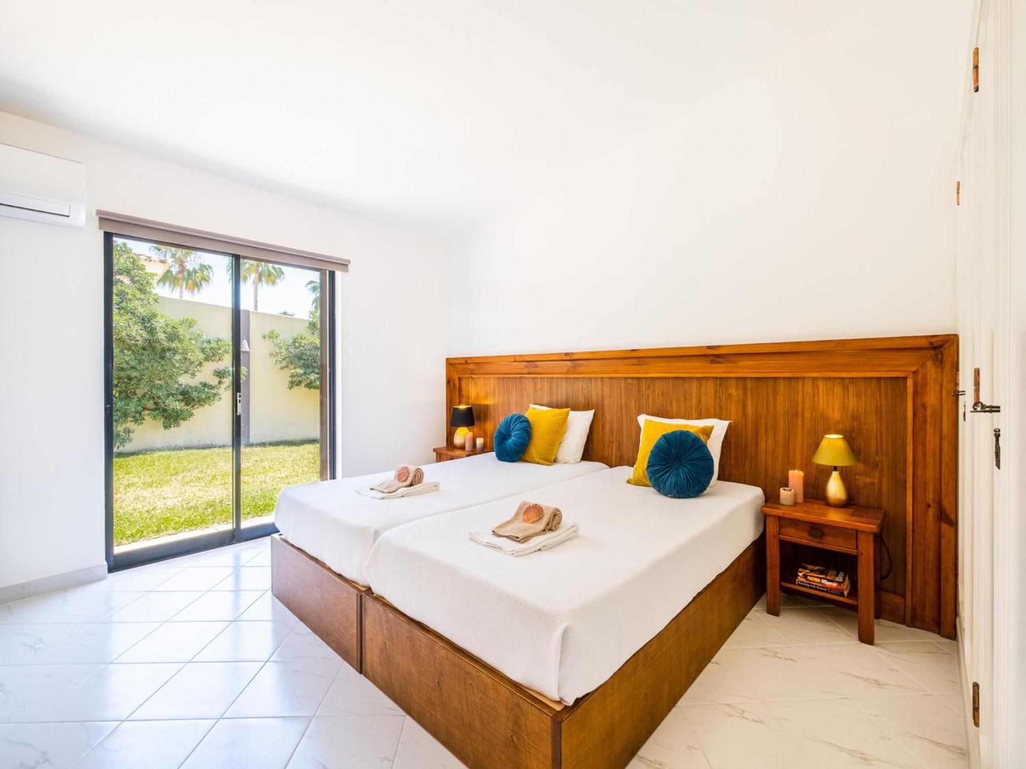 Villa Crisandra In Algarve